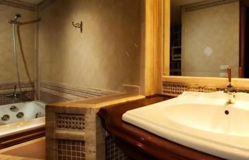 Casa Miraflores By Urban Living Hotel Malaga Guest house